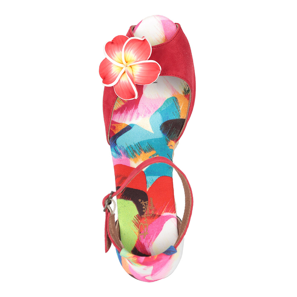 Красные босоножки на высокой танкетке Respect