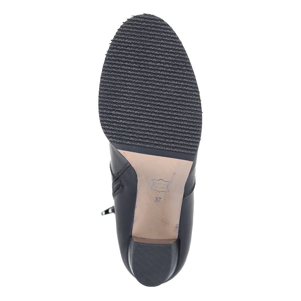 Черные кожаные сапоги на каблуке Respect