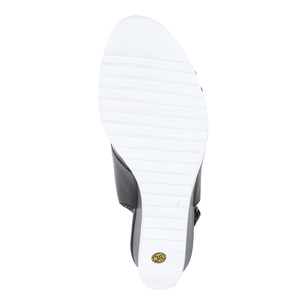 Чёрные кожаные босоножки на танкетке Respect