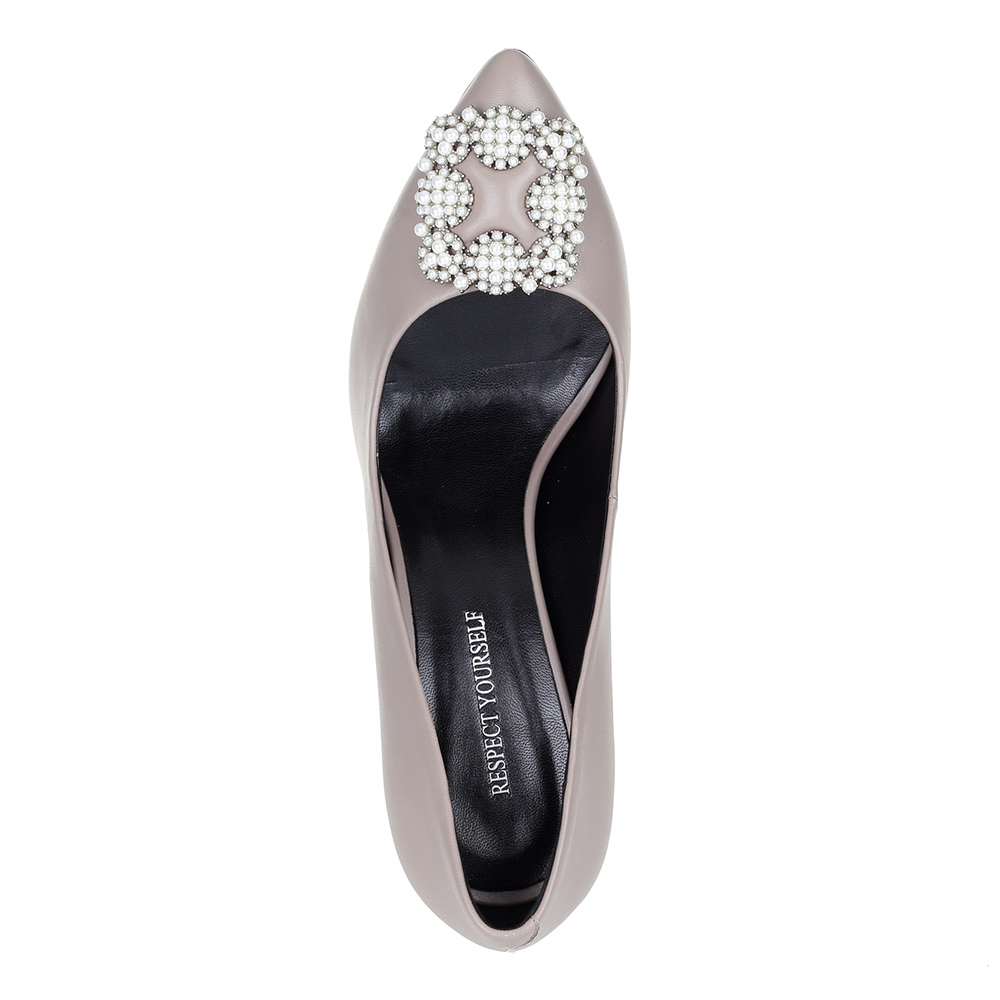 Кожаные туфли-лодочки в бежевом цвете с бантом Respect