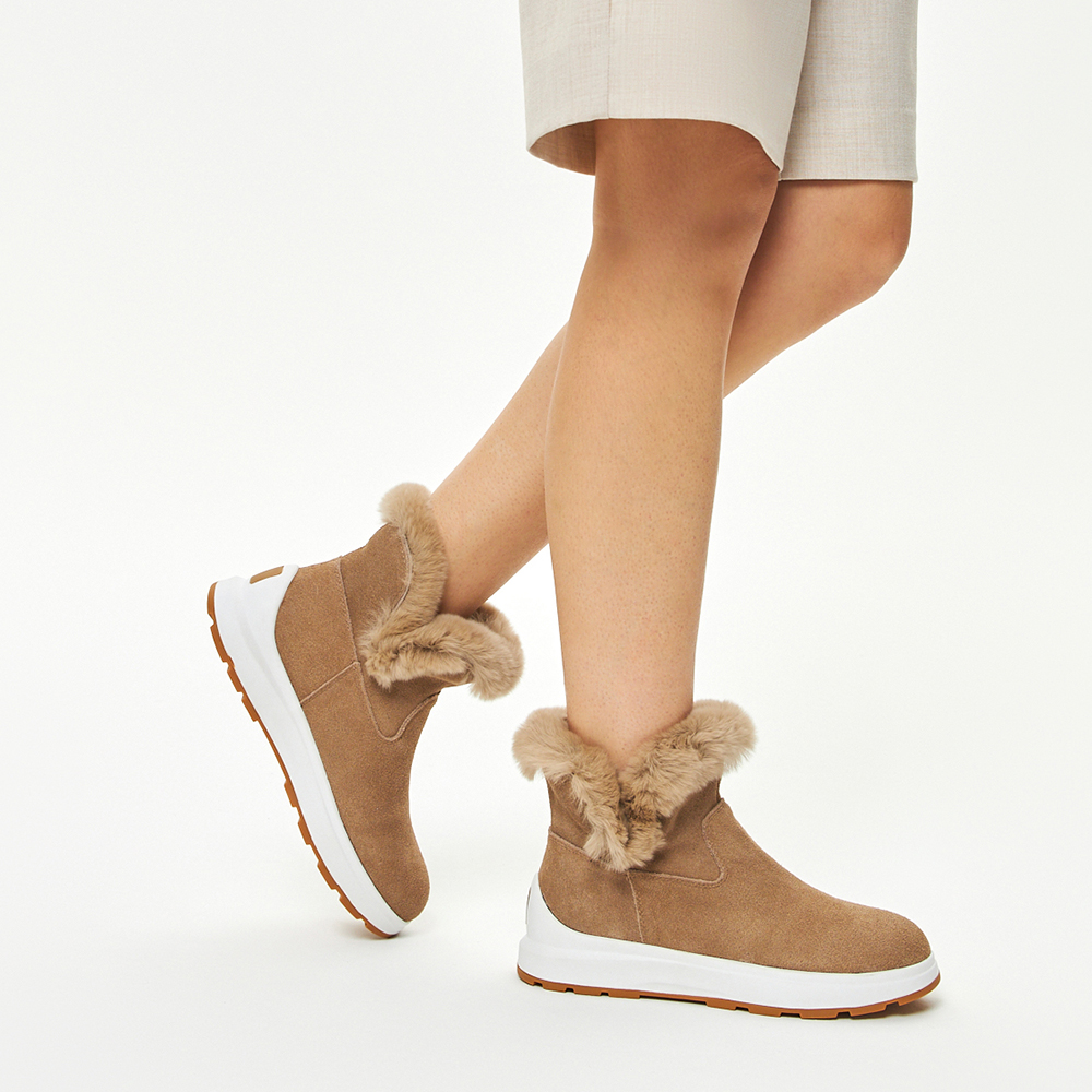 Бежевые ботинки из велюра с декоративной опушкой на подкладке из натуральной шерсти Respect