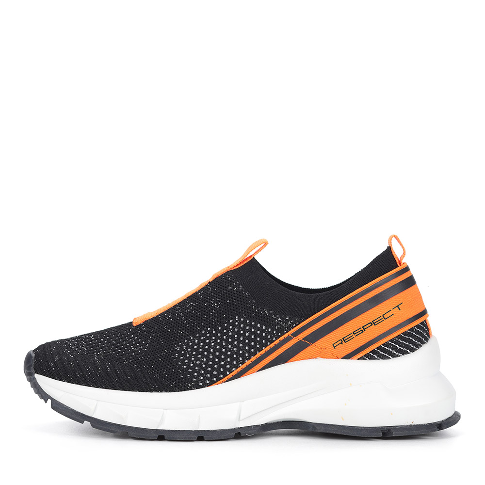 Черные кроссовки из текстиля Respect