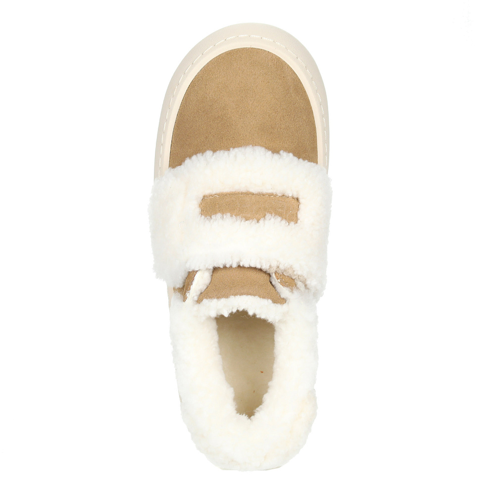 Бежевые утепленные слипоны из бархатистого велюра Respect