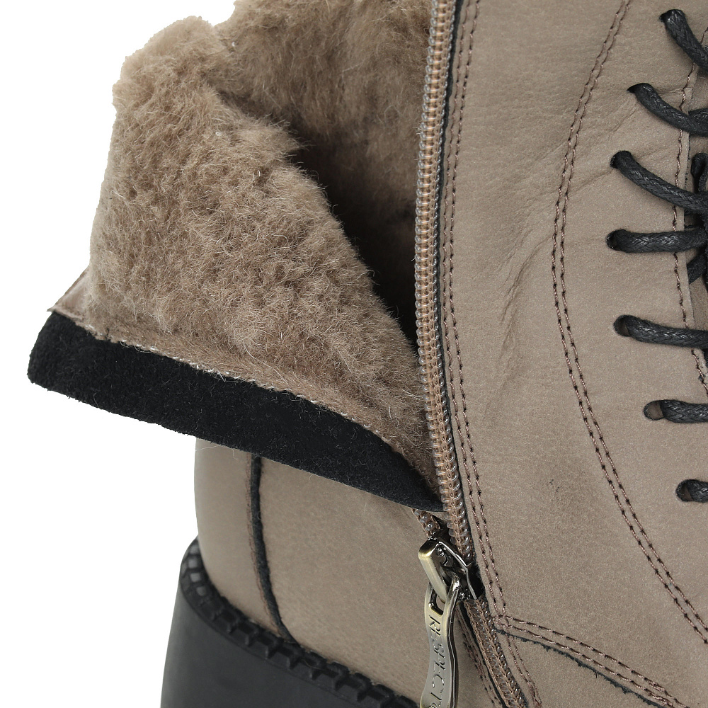 Бежевые ботинки из нубука Respect