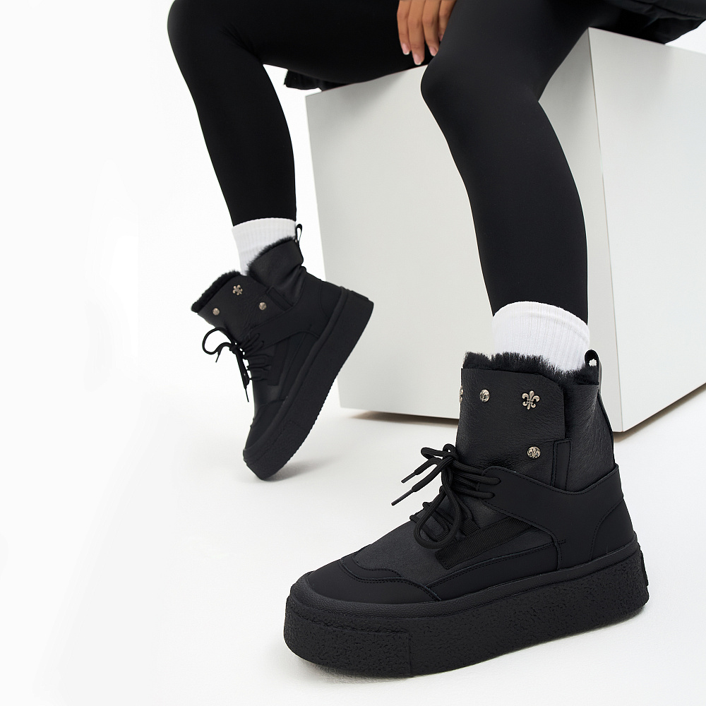 Черные дутики луноходы из гладкой кожи Respect