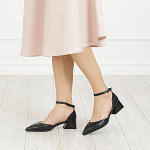 Черные открытые туфли с закрытой пяткой с ремешком вокруг щиколотки из кожи на подкладке из натуральной кожи на каблуке трапеция