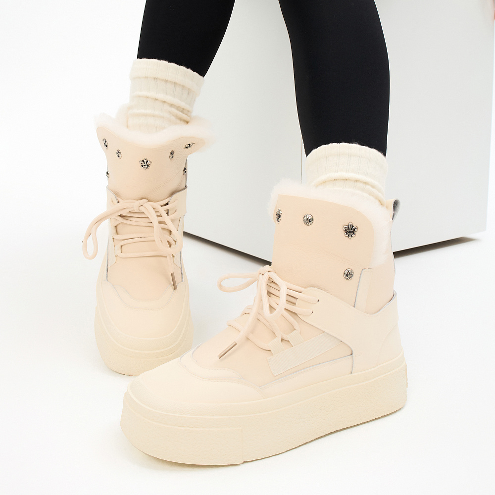 Дутики луноходы из кожи рисового цвета Respect