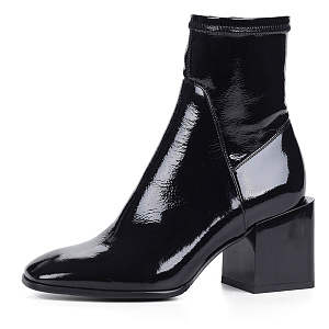 Черные ботинки из лаковой кожи на подкладке из текстиля на квадратном каблуке