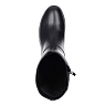 Черные кожаные сапоги на низком каблуке