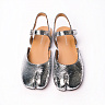Туфли таби открытые из кожи серебряного цвета