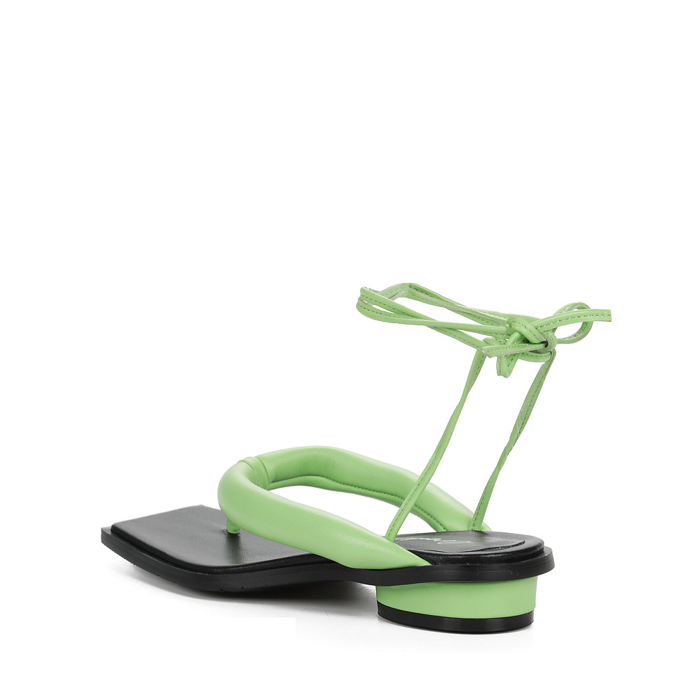 Зеленые босоножки с ремешками на щиколотке из кожи CorsoComo