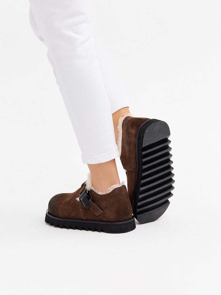 Коричневые утепленные полуботинки из бархатистого велюра Respect