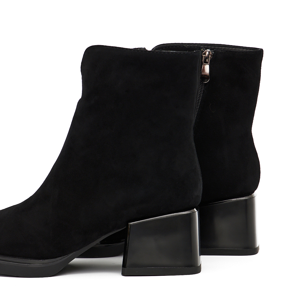 Черные зимние ботильоны из натурального велюра Respect