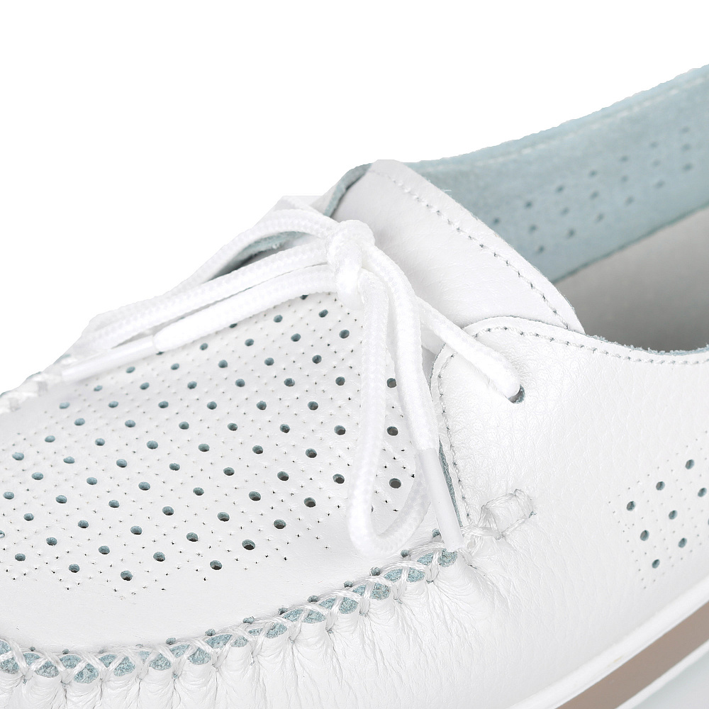 Белые топсайдеры из кожи с перфорацией Respect